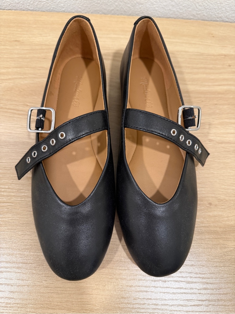 Madewell The Remy Mary Jane Flat with adjustable buckle straps in black leather - Picture 6 of 12